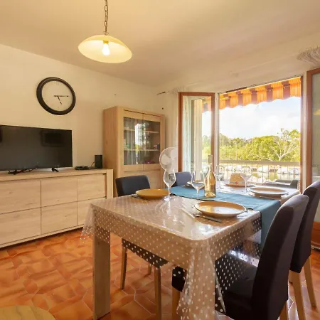Apartment Studio Le Lido By Interhome *